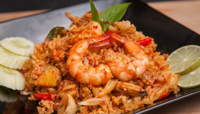 Cara Memasak Nasi Goreng Seafood yang Nikmat dan Bergizi