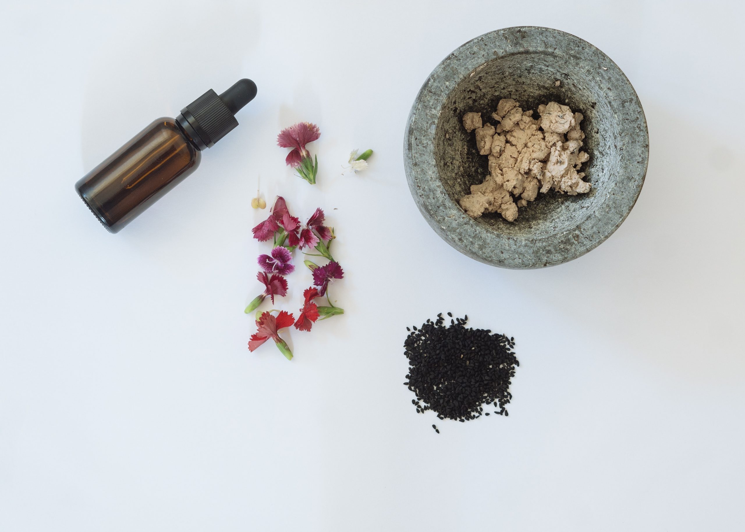Cara Membuat Produk Kecantikan dari Bahan Alami di Rumah Cara-Membuat-Produk-Kecantikan-dari-Bahan-Alami-scaled