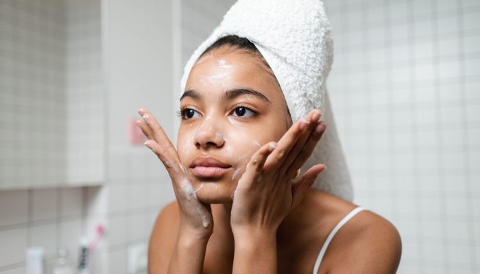 Cara Menjaga Kesehatan Kulit Selama Menstruasi Dengan Produk Kecantikan
