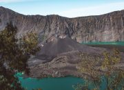 10 Destinasi Wisata Tersembunyi di Indonesia yang Harus Dikunjungi