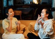 10 Produk Kecantikan Terbaik untuk Kulit Berminyak