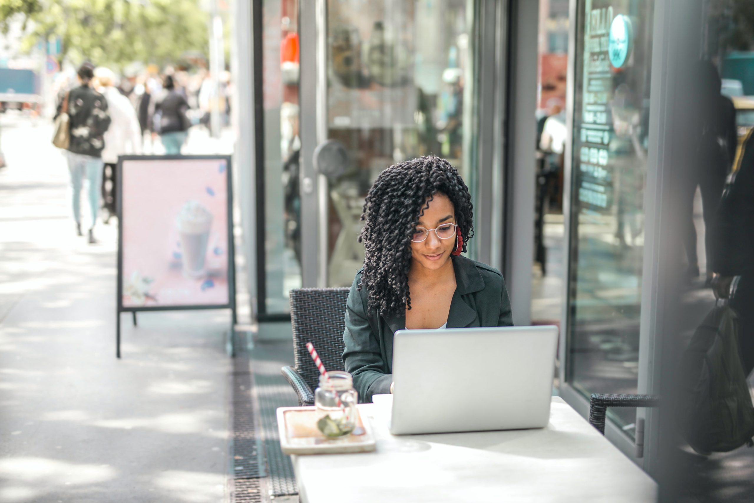 buat-website-gratis-dengan-blogger-scaled