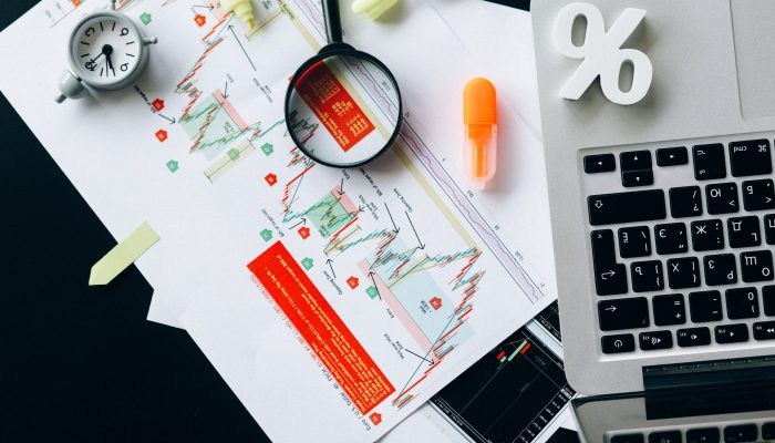 4 Tips Bertahan dari Market Crash dalam Trading Forex: Pelajari Cara Melindungi Investasi Anda