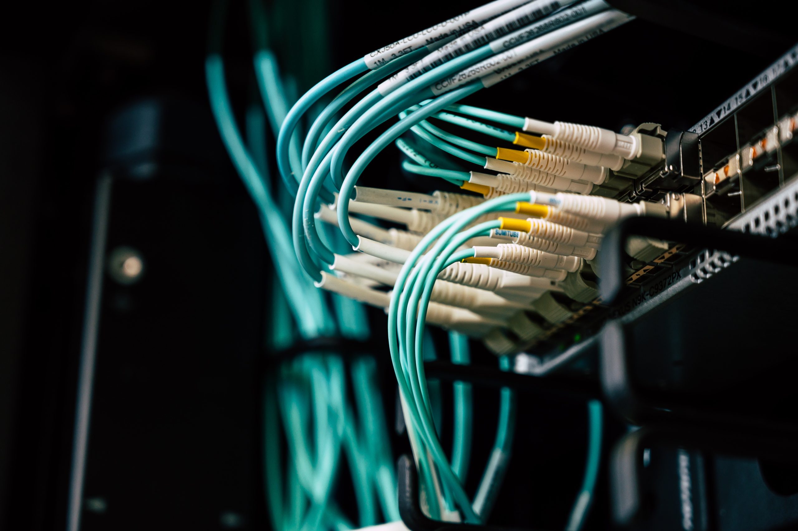 server-hosting-scaled