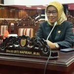 DPRD KALTENG_Komisi III_HJ. SITI NAFSIAH_Ketua (3)