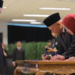 OJK Resmi Melantik Dua Pejabat Setingkat Deputi Komisioner