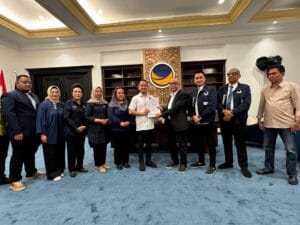 Fairid – Zaini Resmi Terima Rekomendasi Partai NasDem untuk Pilwakot 2024