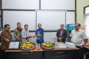 Prodi Ilmu Pemerintahan FISIP UPR Kantongi Akreditasi Unggul, Rektor Sampaikan Ucapan Selamat 