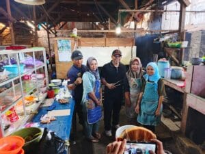 Blusukan ke Sejumlah Pasar Tradisional, Habib Ismail Serap Aspirasi Pedagang Kecil