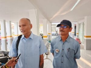 Dugaan Pelanggaran Pemasangan APK, Masyarakat Sampaikan Laporan ke Bawaslu Kalteng