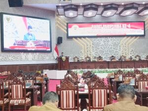 Terkait Nota Keuangan dan Raperda Kalteng TA 2025, Fraksi Pendukung DPRD Kalteng Sampaikan Pemandangan Umum 