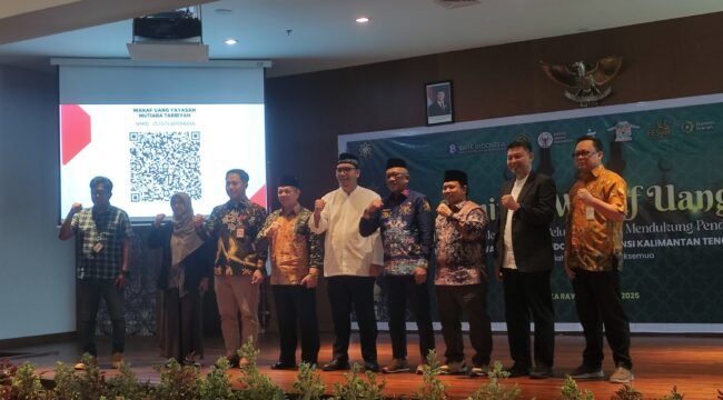 FOTO IST.: Sesi foto bersama, di selah kegiatam seminar 