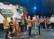 Festival Palangka Raya 2025 Resmi Ditutup, Kecamatan Pahandut Raih Juara Umum