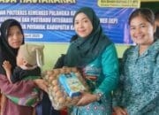 Dinilai Bermanfaat Bagi Masyarakat, Ketua TP-PKK Katingan Dukung Kegiatan Poltekkes Palangka Raya di Desa Hiyang Bana