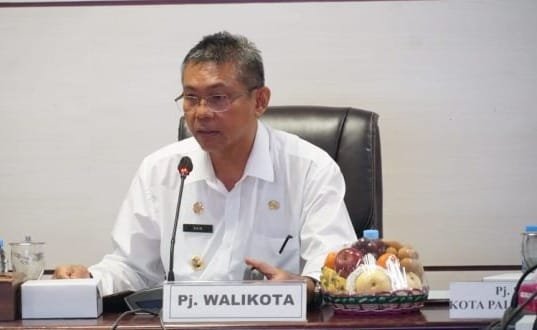 Akhmad Husain Minta Camat dan Lurah Lebih Proaktif Tangani Masalah Wilayah WhatsApp Image 2025-05-12 at 01.13.49