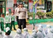 Polisi Edukasi Anak Usia Dini Tentang Tertib Lalu Lintas di Palangka Raya