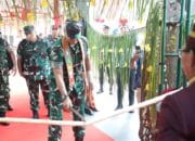 Letjen Tandyo Apresiasi Sambutan Adat Masyarakat Dayak