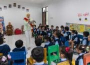 Bunda PAUD Ajak Anak TK Bakuwu Belajar Menyenangkan