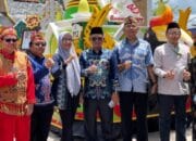 Firdaus Wakili Katingan pada Pawai Taaruf STQH Nasional di Kendari