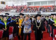 Universitas Palangka Raya Wisuda Lebih Seribu Mahasiswa Berprestasi