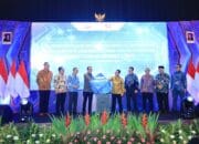 OJK Resmikan Program Asuransi Perkuat Ekosistem Pinjaman Daring Nasional