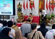 Agustiar dan Edy Sosialisasikan Kartu Huma Betang Sejahtera di Istana Isen Mulang