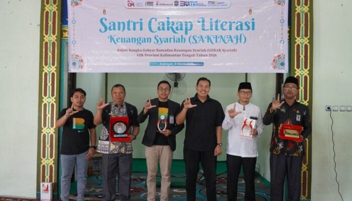 OJK Kalteng Edukasi Santri Katingan Kelola Keuangan Syariah Bijak