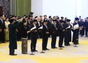 Tujuh Komisioner OJK Resmi Dilantik, Perkuat Stabilitas Keuangan Nasional