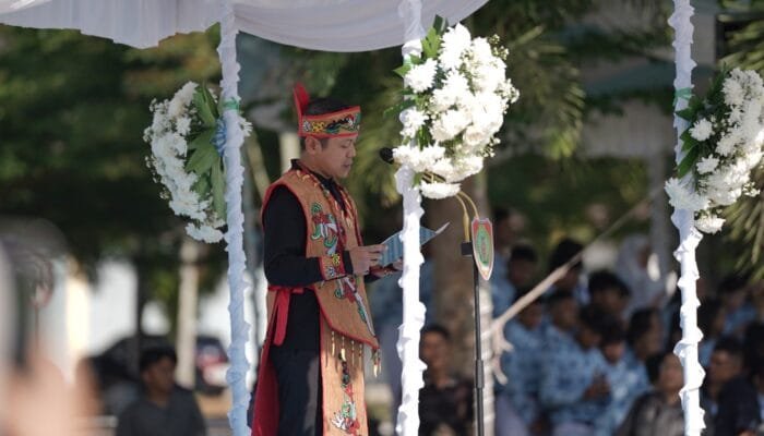 Upacara Hardiknas Soroti Sinergi Pendidikan, Lingkungan, dan Otonomi Daerah