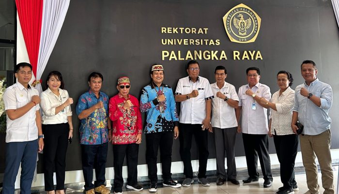 Prof Bhayu Rhama Resmi Daftarkan Diri Jadi Calon Rektor UPR 2026-2030