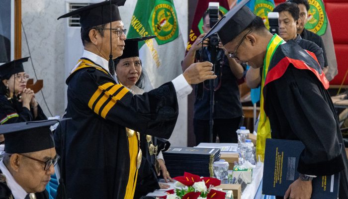 UPR Kukuhkan 810 Wisudawan, Siapkan SDM Unggul  dan Berkarakter Hadapi Tantangan