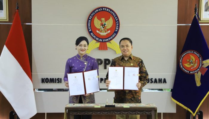 OJK Bersama KPPU Teken Kesepahaman Perkuat Pengawasan Sektor Keuangan Nasional