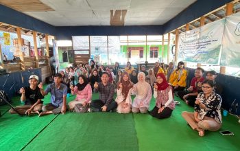 Pelaku UMKM RW 007 Pahandut Dapat Pendampingan Digitalisasi Usaha Terpadu