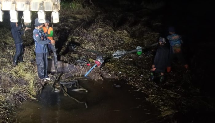 Pemadaman Karhutla Katingan Berlanjut Hingga Malam Hari