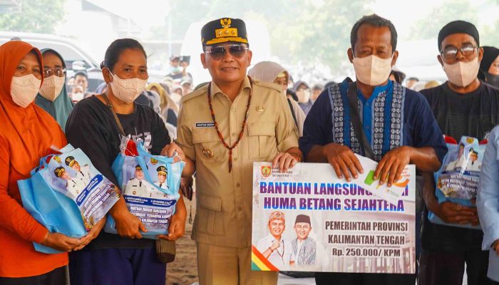 Gubernur Agustiar Sabran Pastikan Warga Terdampak Karhutla Mendapat Perlindungan Sosial
