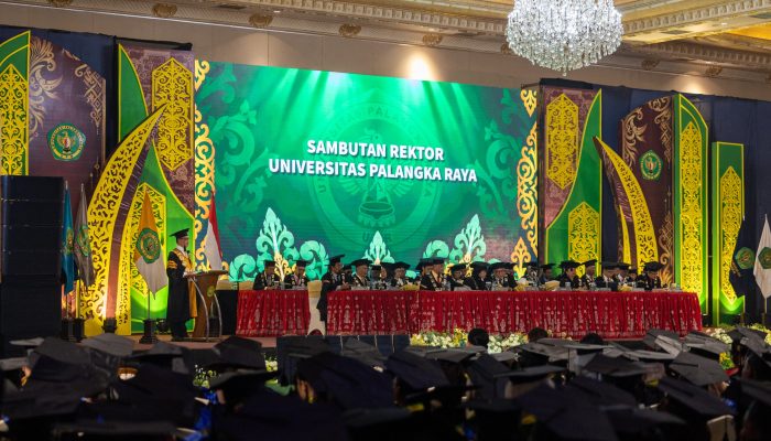 UPR Kukuhkan 1.267 Lulusan Siap Mengabdi untuk Bangsa